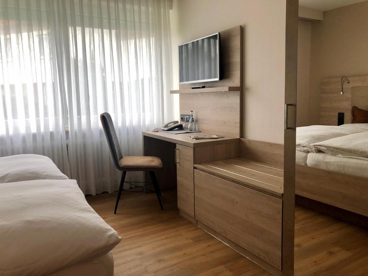 Hotel Koegel Erbach an der Danau エクステリア 写真