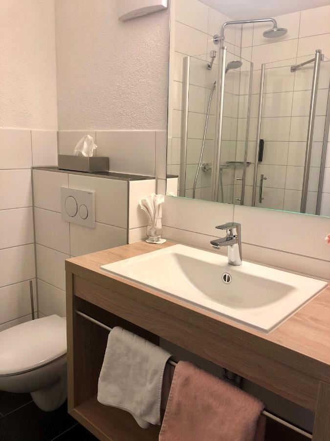 Hotel Koegel Erbach an der Danau エクステリア 写真