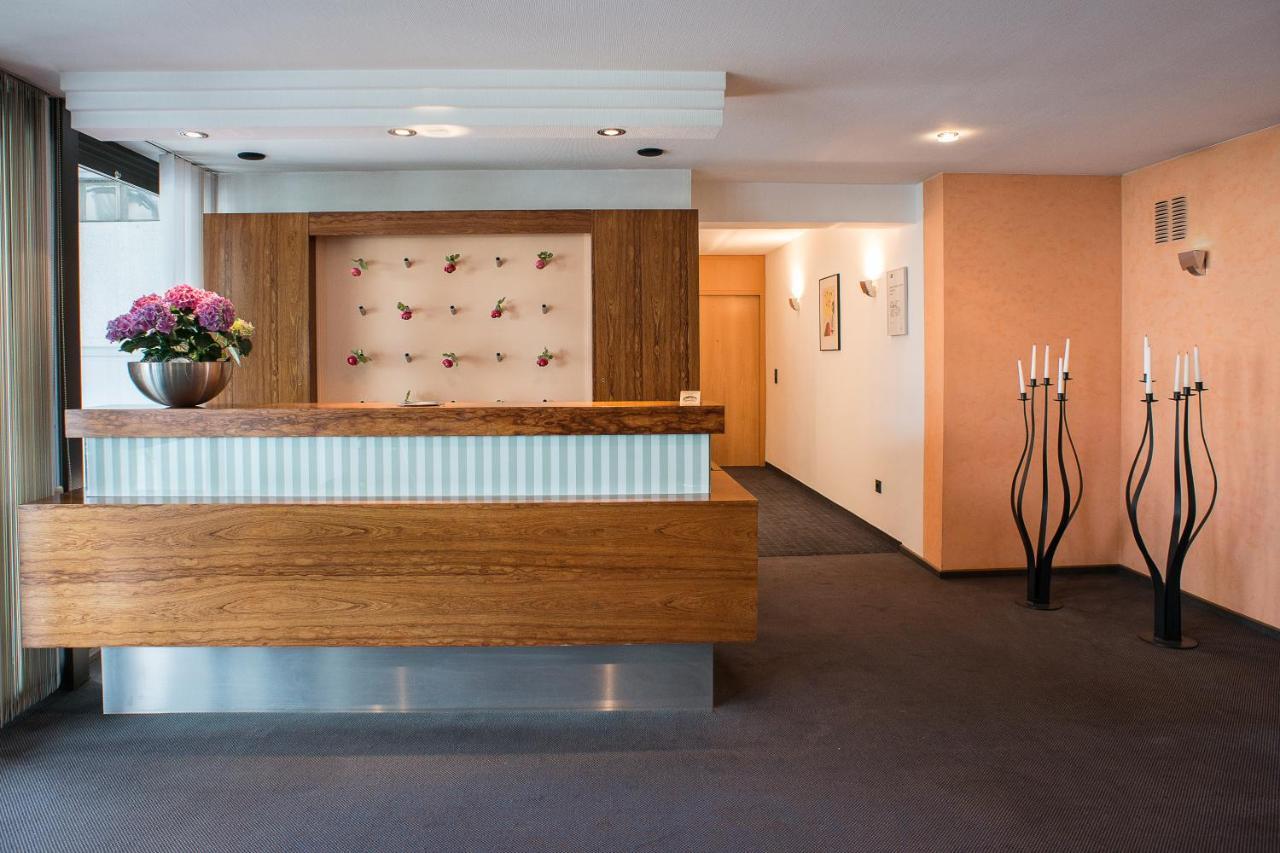 Hotel Koegel Erbach an der Danau エクステリア 写真